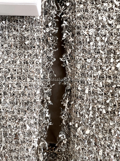 CHANEL 18C Iridescent Tweed Jacket 36 FR *New