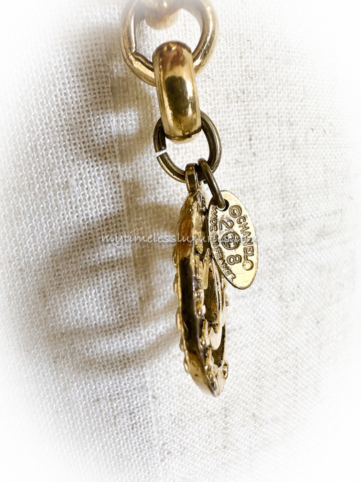 Vintage Chanel Gold Tone Chain Medallion Belt CC - Mrs Vintage