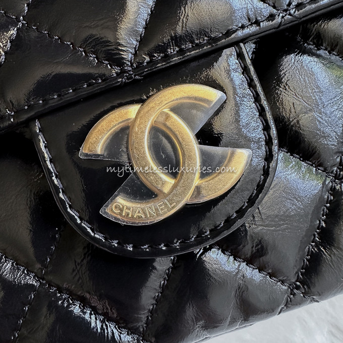 近原價! 23c Chanel small hobo Bag , 名牌, 手袋及銀包- Carousell