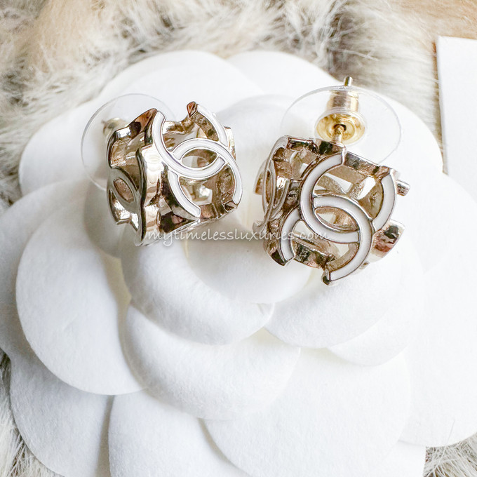 CHANEL 22K CC Cube Earrings *New - Timeless Luxuries