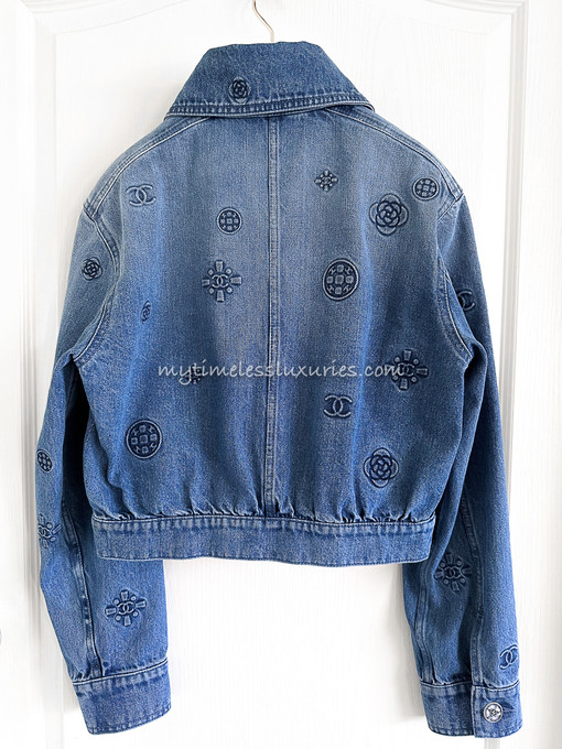 CHANEL 21P Logo Embossed Denim Jacket 34 - Timeless Luxuries