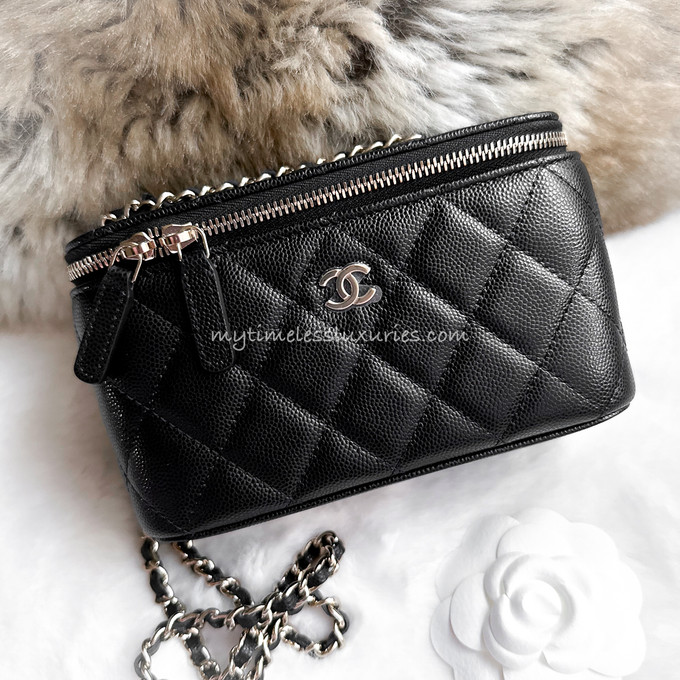 CHANEL 2023 Black Caviar Mini O-Case Pouch GHW *New - Timeless