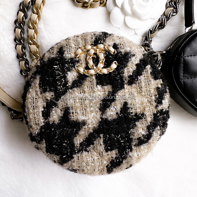 Chanel Round 19 Clutch with Chain