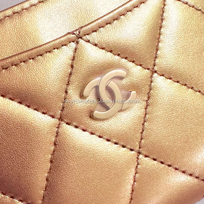 Chanel 19 Gold Metallic Quilted Lambskin Cardholder