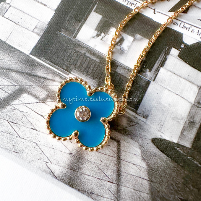 Trejours Marketplace | Rent Blue Alhambra 10 motifs Necklace in Yellow