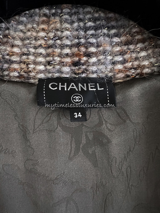 CHANEL 18K Tweed & Faux Fur Jacket 34 FR - Timeless Luxuries