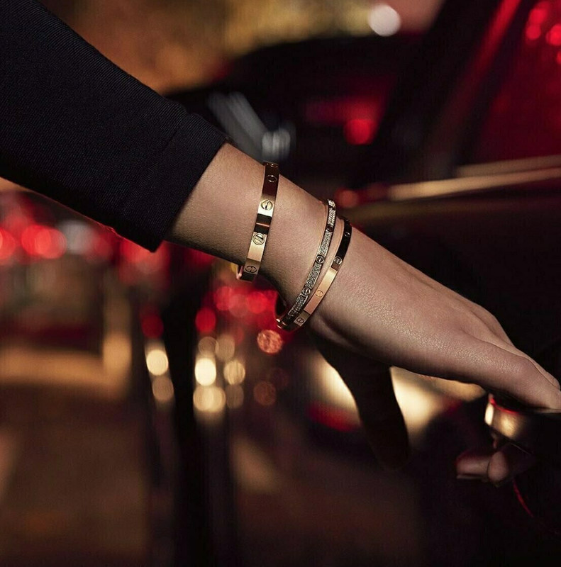 cartier love bracelet official site