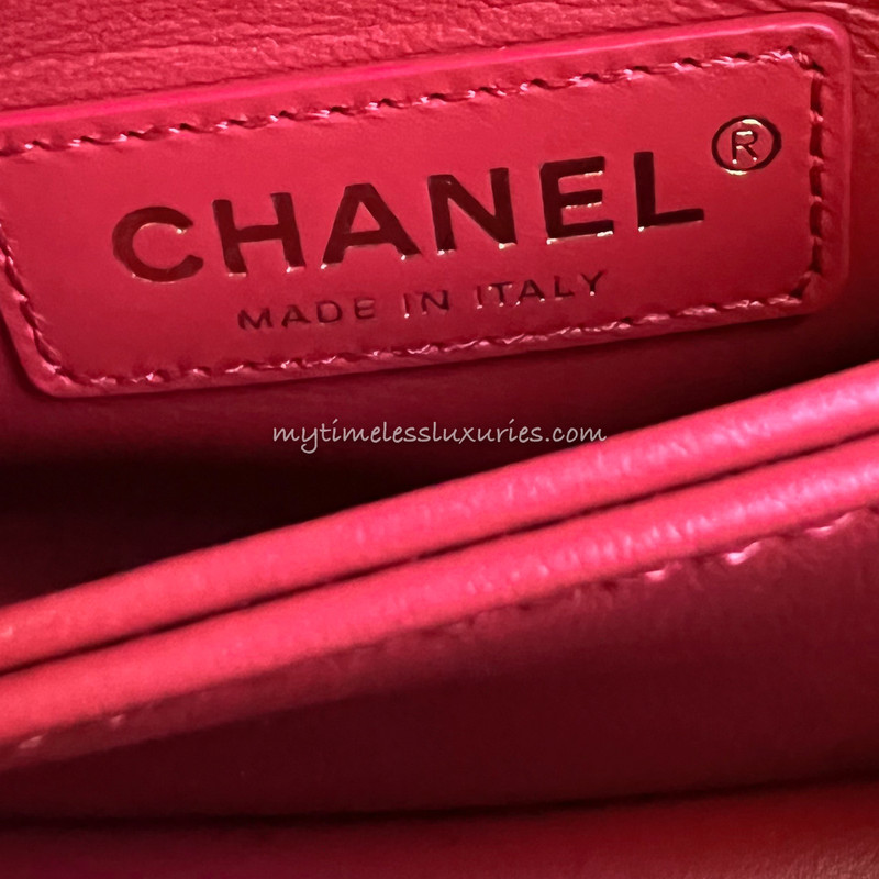 small carry on spinner