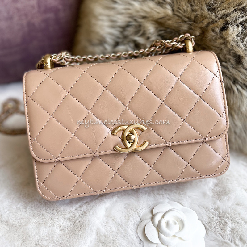 CHANEL 21A White calfskin flap bag with adjustable chain in Gold hardware   Lux Lovers Melbourne