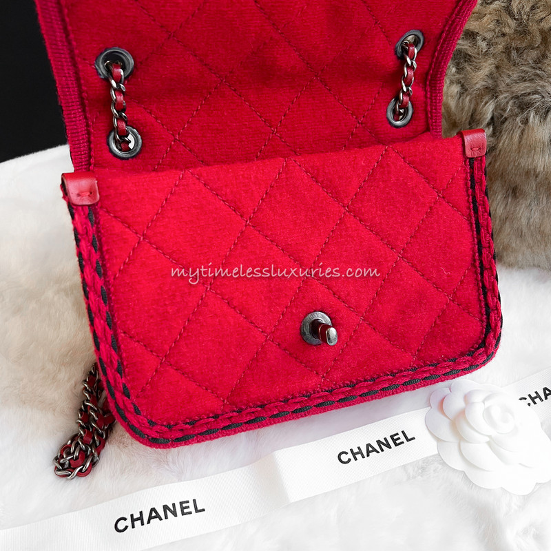 CHANEL ParisSalzburg Flap Bag  Handtaschen und Accessoires 20211214   Realized price EUR 3400  Dorotheum