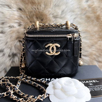 Authentic Chanel 21A Gold Crush Mini Flap Purse with With Chain Belt Bag  Black Calfskin