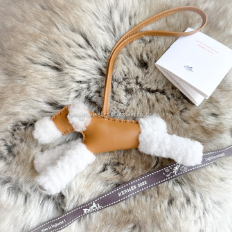 【即完売】HERMES レディース Budy charm♪♪ HERMES 2022 Budy Charm Ecru/ Sesame *New - Timeless Luxuries