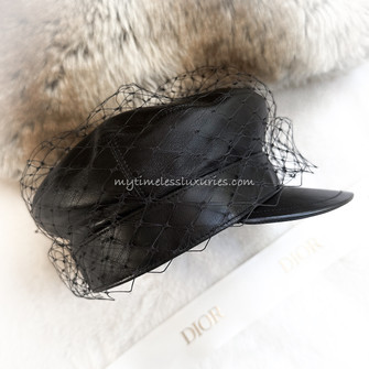 【Dior】Paris Love Revolutionレザーチュールハット DIORレザーチュールハット Dior】Paris Love Revolutionレザーチュール