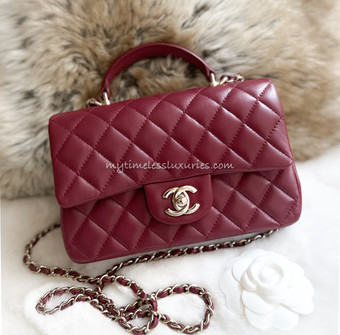 Chanel burgundy classic flap bag hotsell