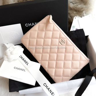 CHANEL_23S_Light_Beige_Caviar_