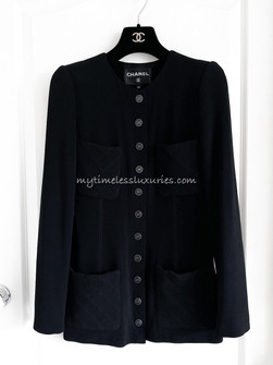 CHANEL 19S Little Black Jacket 34 - Timeless Luxuries