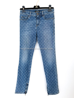 CHANEL JEANS ブルー36 Chanel Jeans Size 36 FR: All-Over Logo Print