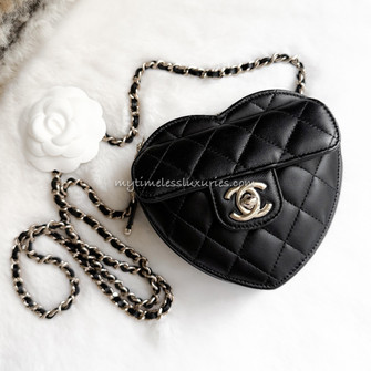 ◆送料込【CHANEL】シャネル Heart Clutch Chain Mini 22S 黒 CHANEL 22S 'CC in Love' Heart Clutch w Chain Bag *New