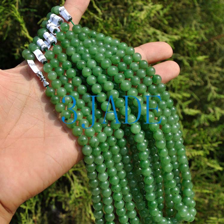 18 A Grade Natural Green Nephrite Jade Beads Necklace w/ Certificate  -D001073