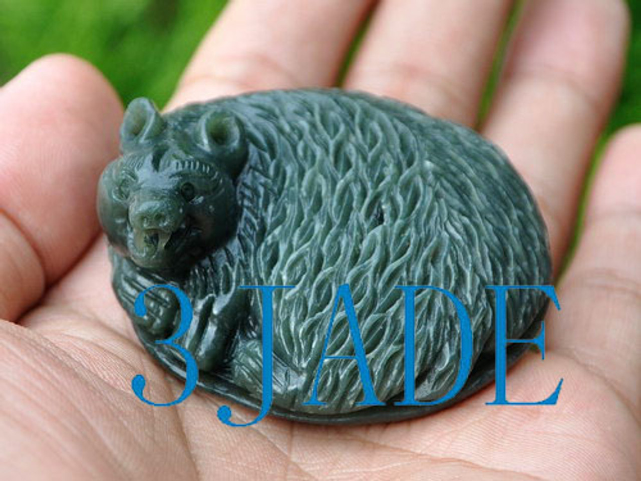 Natural Nephrite Jade Carving / Sculpture: Bear Statue -G025414