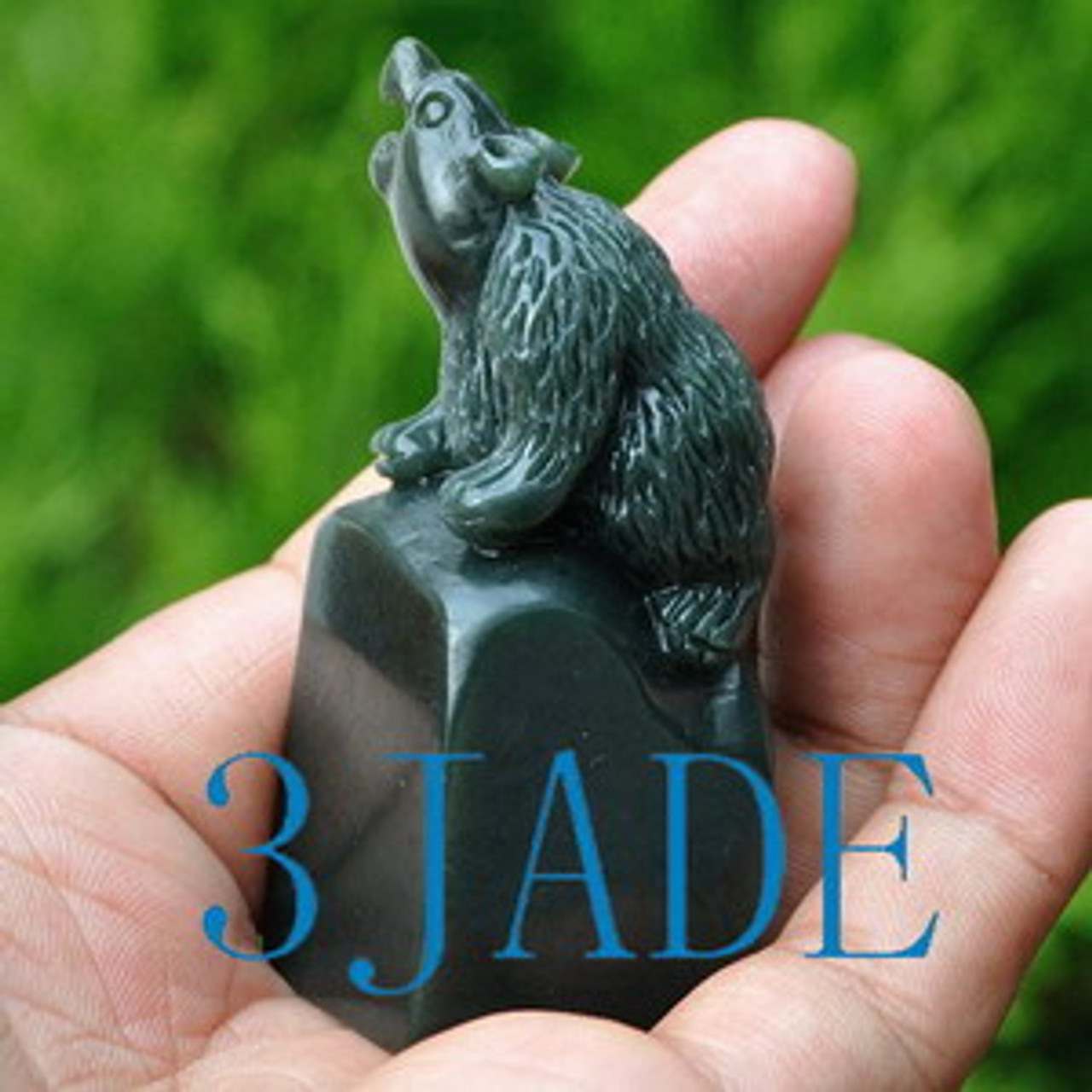 Detail Carved Natural Nephrite Jade Grizzly Bear Seal Engraving Service Available