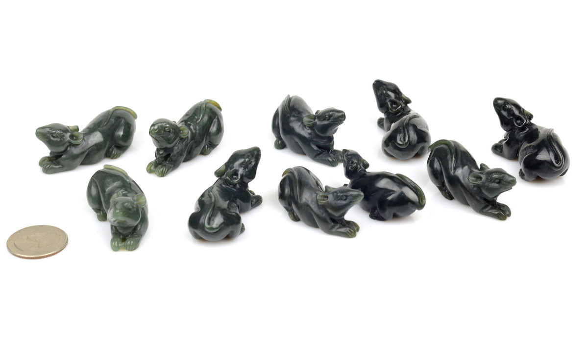 Natural Nephrite Jade Carving: Mouse Figurine
