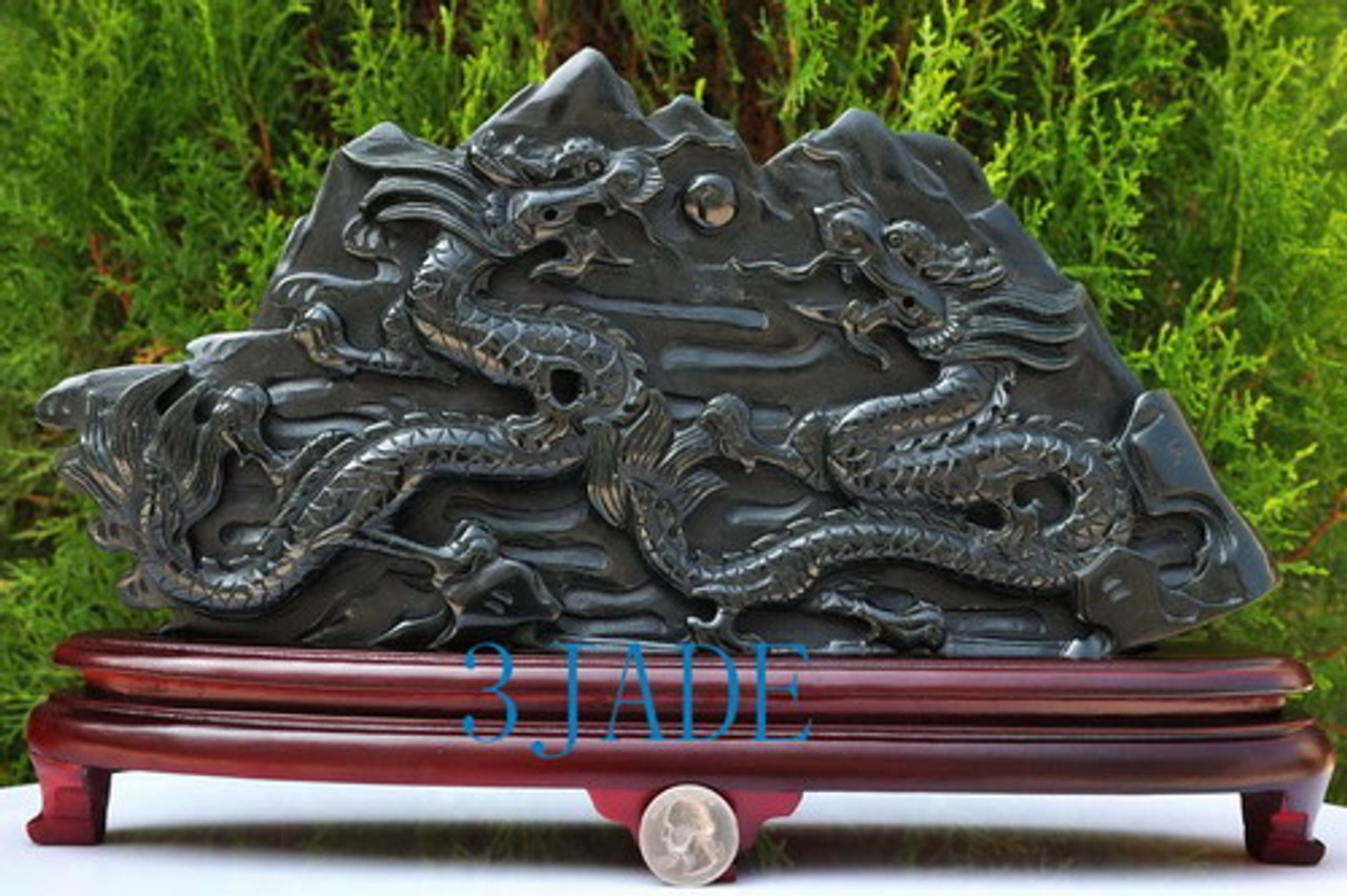 Playing Dragons Statue