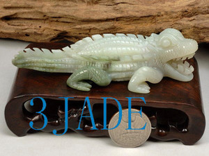 Natural Hetian Nephrite Jade Baby Alligator/Crocodile Carving / Statue