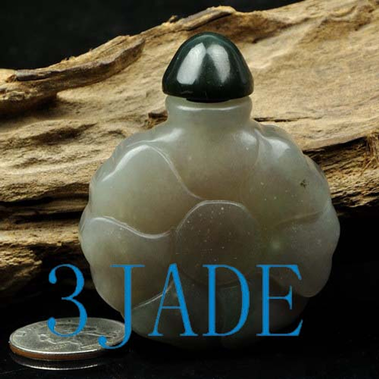 Hand Carved Natural Hetian Nephrite Jade Carving: Snuff Bottle -N009137