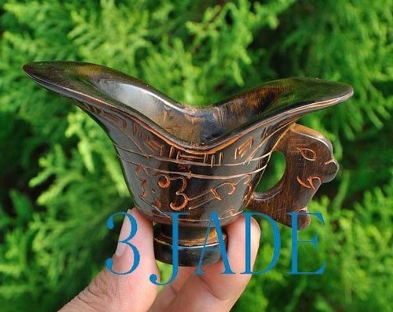 Hand Carved Natural Horn Cup / ZUN -NZ00038
