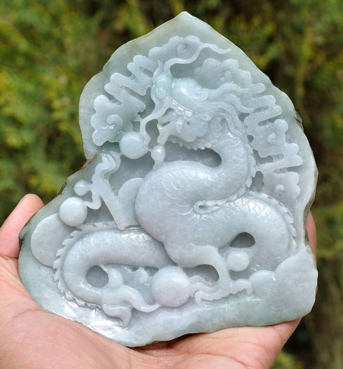 jade dragon statue