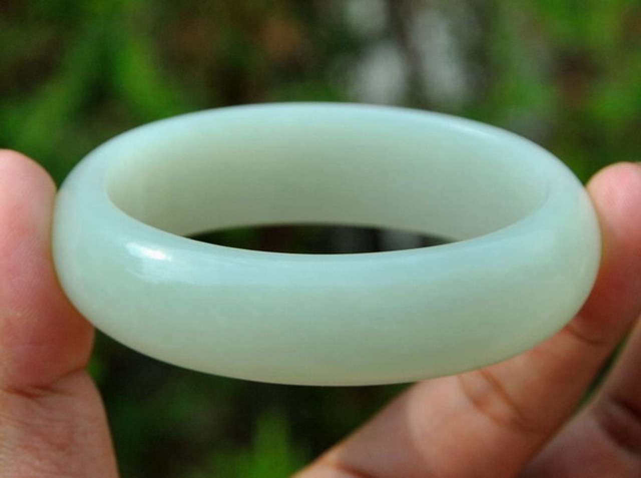 oval jade bangle