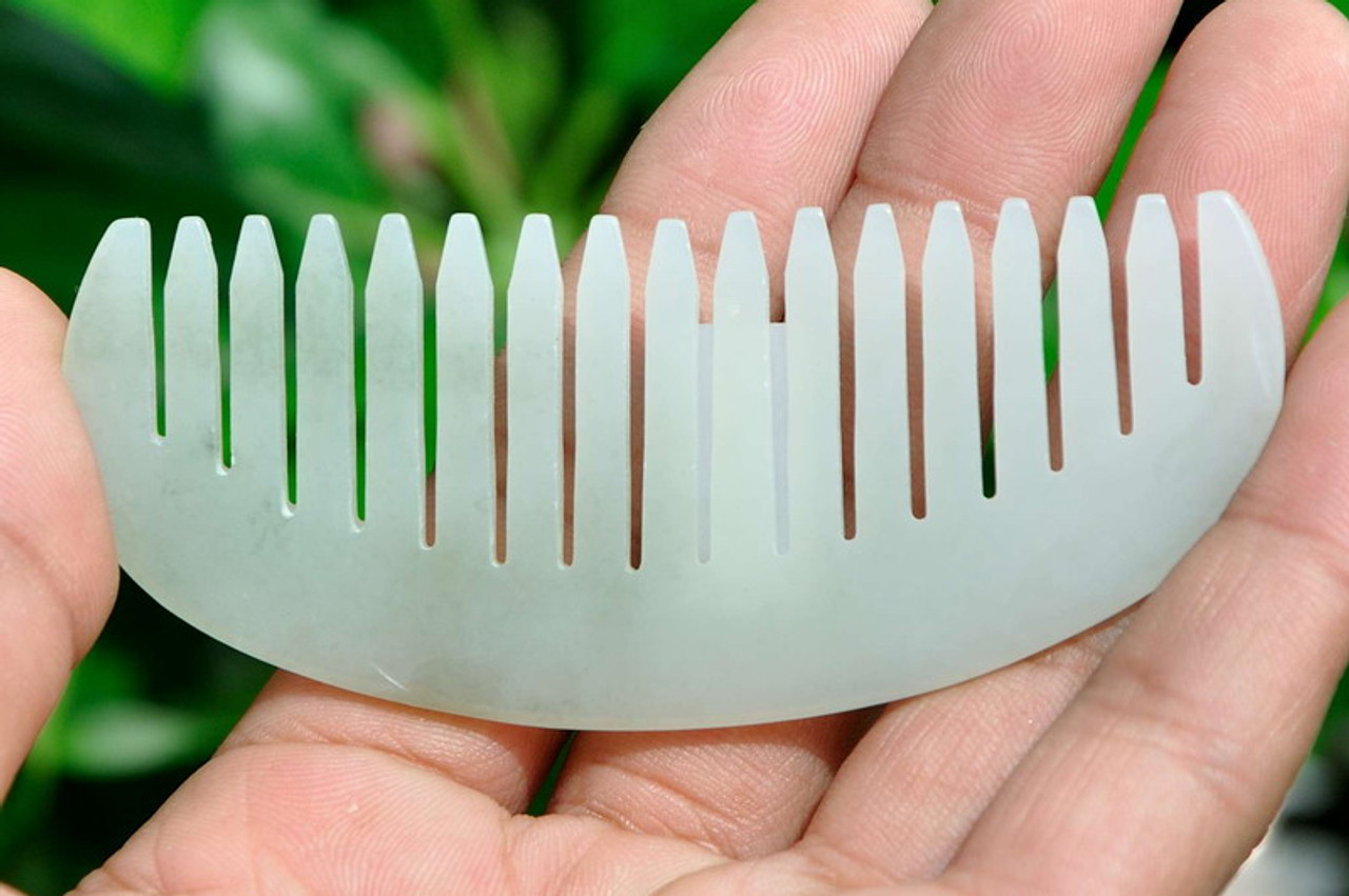 Hetian jade comb