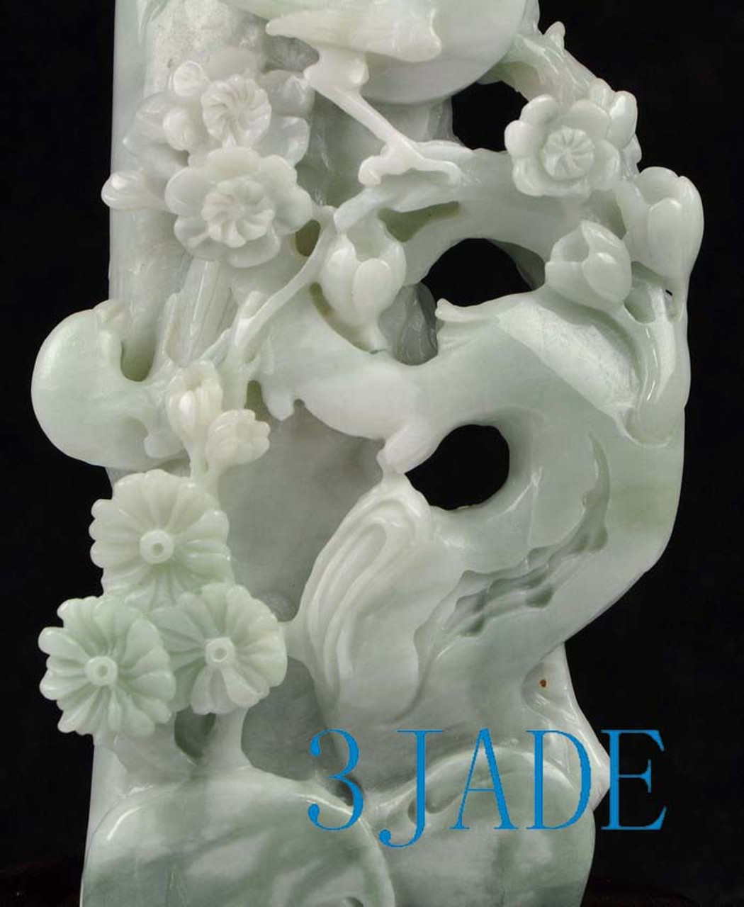 A grade jade carving