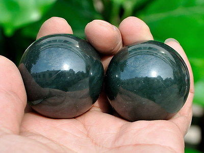 green jade ball