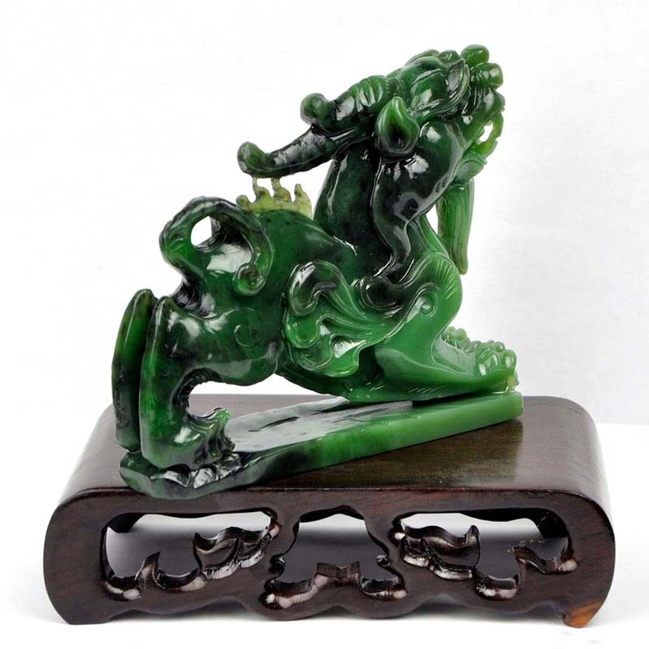 Chinese jade statue