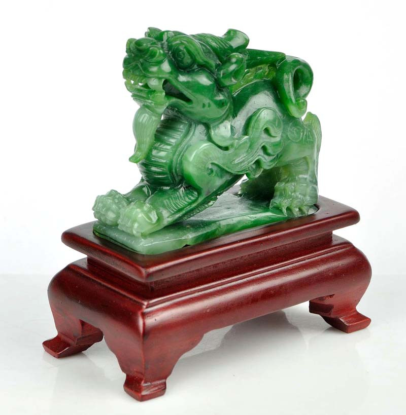 Natural Green Nephrite Jade Pixiu Statue Chinese Divine Animal
