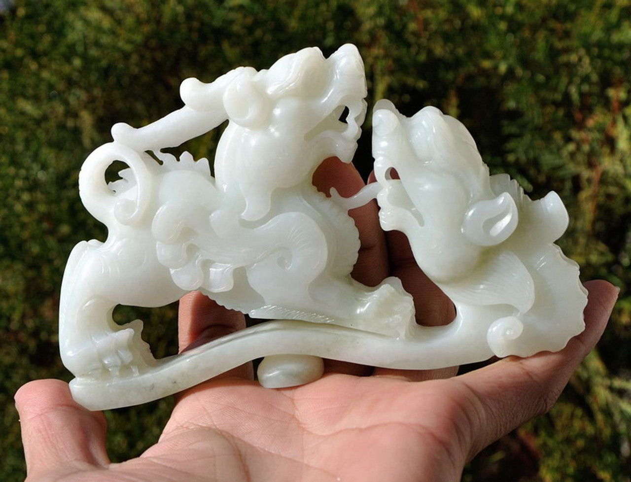 jade Pixiu Statue