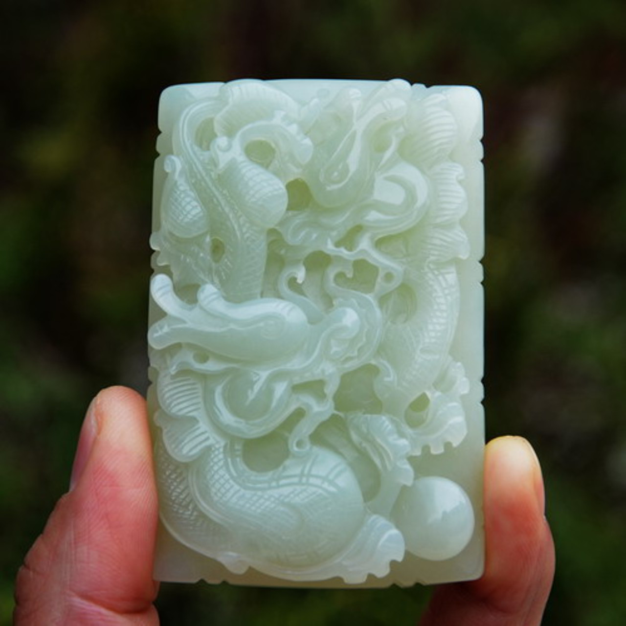 jade dragon pendant