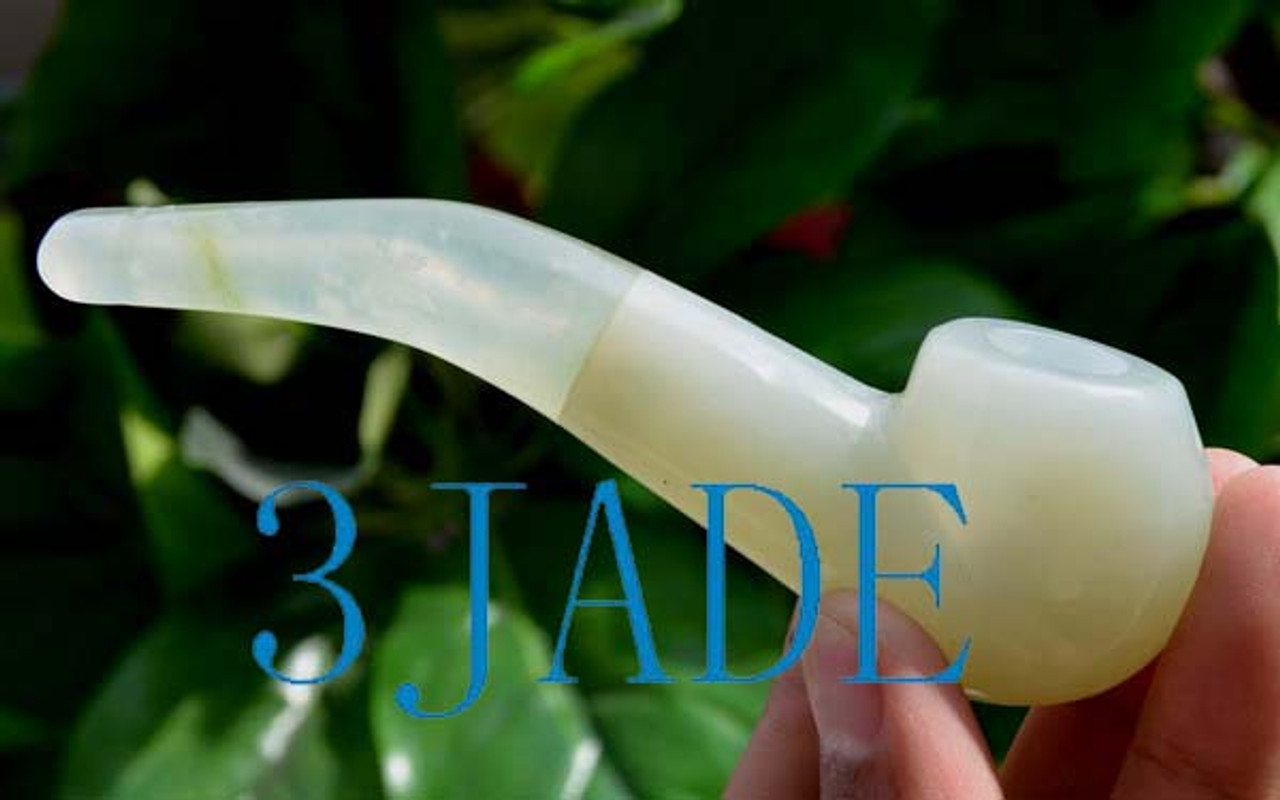 jade tobacco pipe