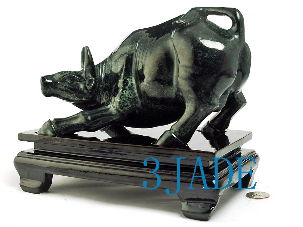 carved stone Wall Street Bull