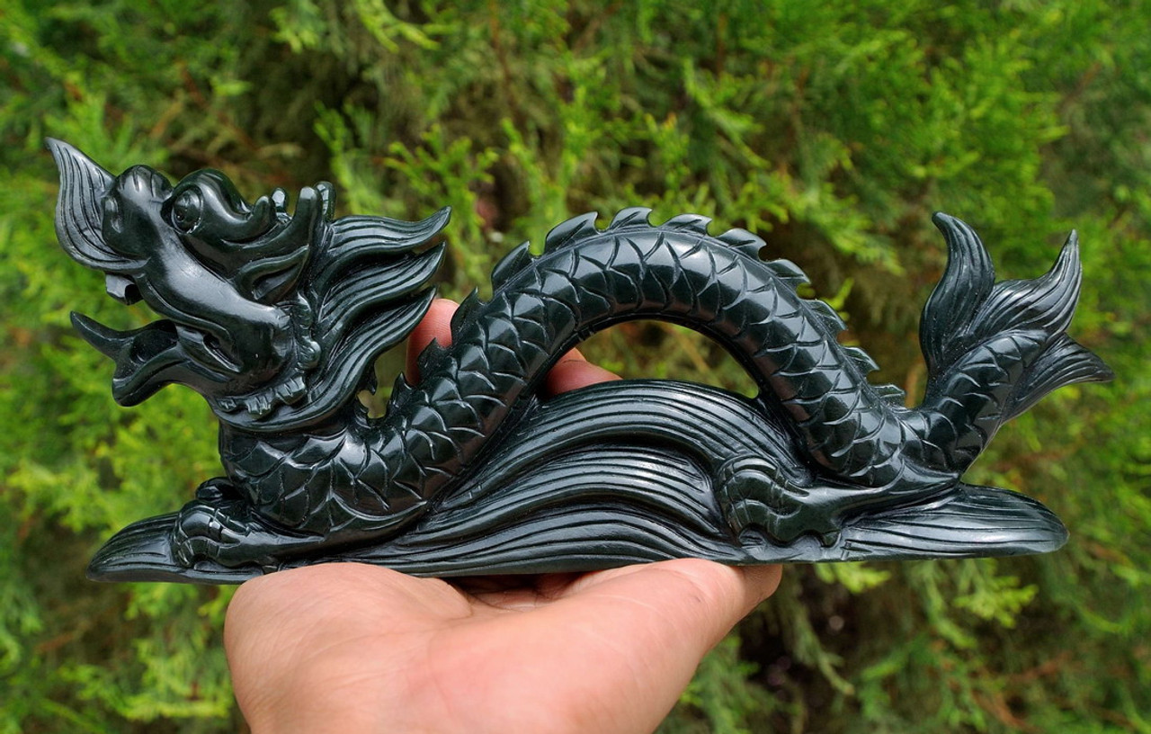 dragon  sculpture