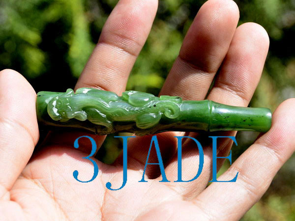 Natural Green Nephrite Jade Cigarette Holder w Carved Chinese