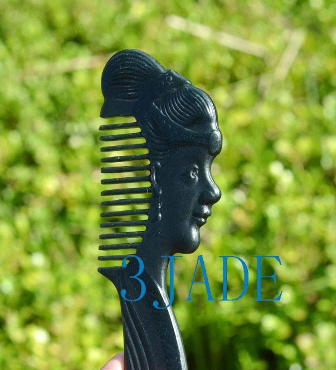 jade hair comb