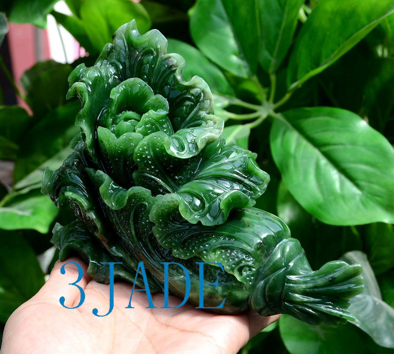 Natural Green Nephrite Jade Cabbage Sculpture Chinese Carving Statue