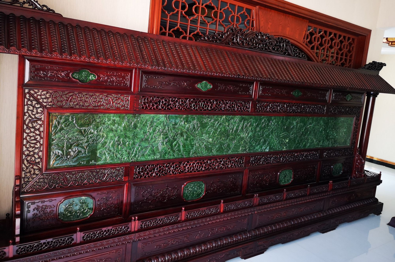 5.76m*2.50m Spinach Jade Rosewood Chinese Screen The Great Wall