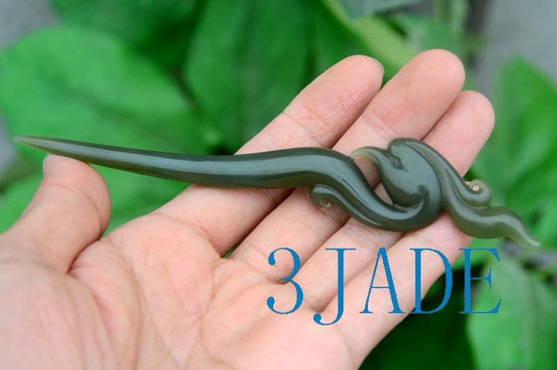 Hand-Carved Nephrite Jade Hairpin – Exquisite Floral & Phoenix