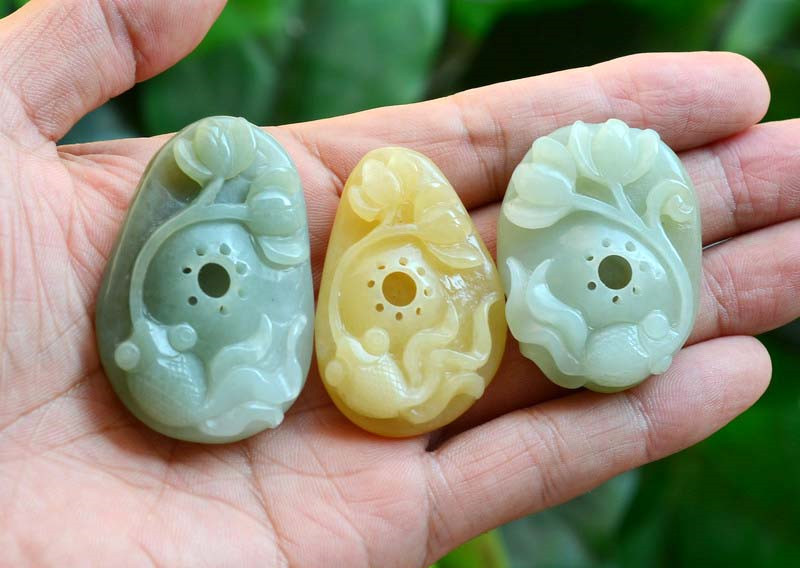 Hetian Jade Fish Basket Pendant – Hand-Carved Natural Nephrite