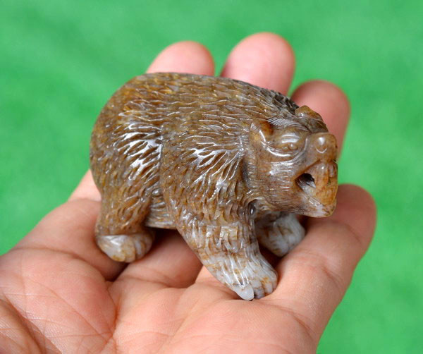 Single hand-carved tang nephrite jade bear figurine with natural brown tones J026373A