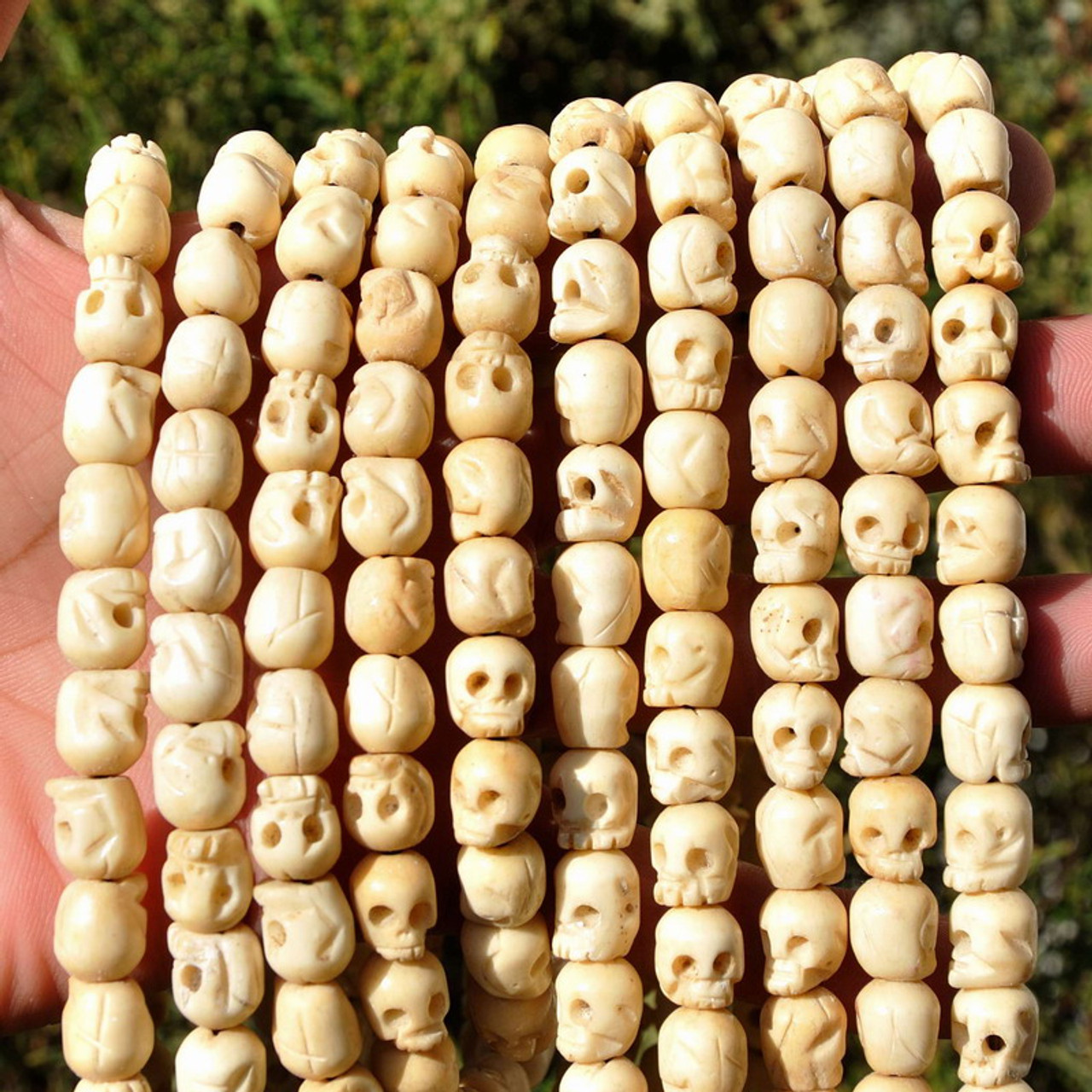 BD02425, carved bone beads, India, made in India, hand carved bone beads,  4mm bone beads, bovine, Indian bone beads, bleached bone, off white bone